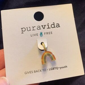 🎩 Pura Vida - Rainbow Charm  🌈